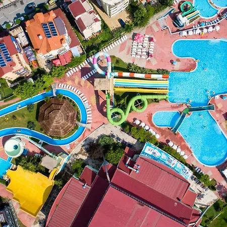 アパート Paradise