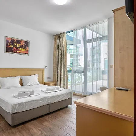 Paradise بريمورسكو